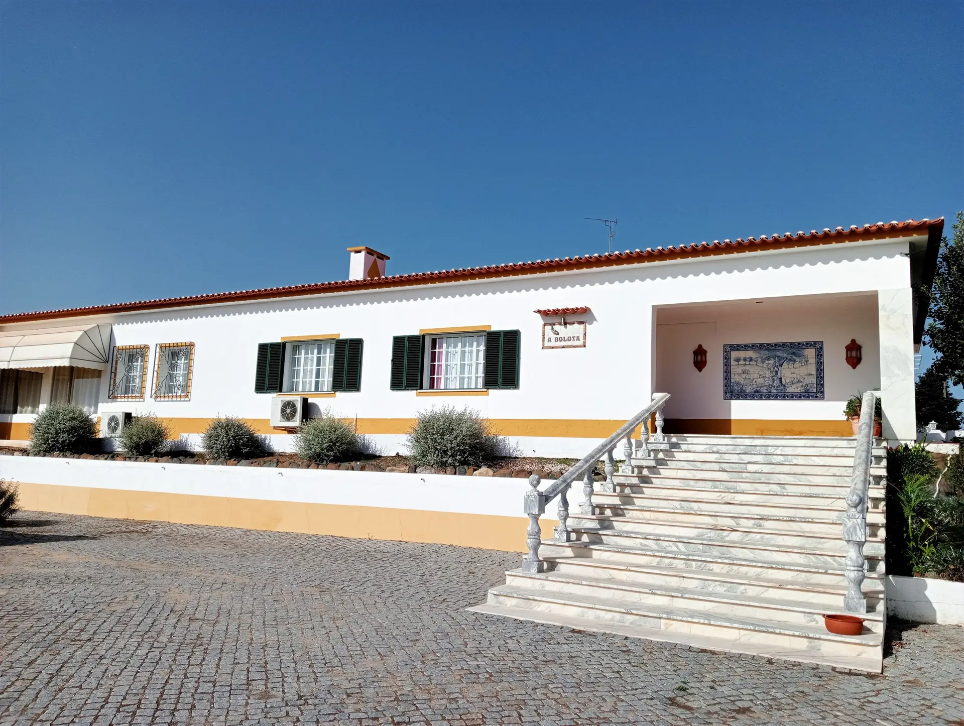 A fachada do restaurante A Bolota