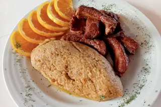 Migas com carne do alguidar
