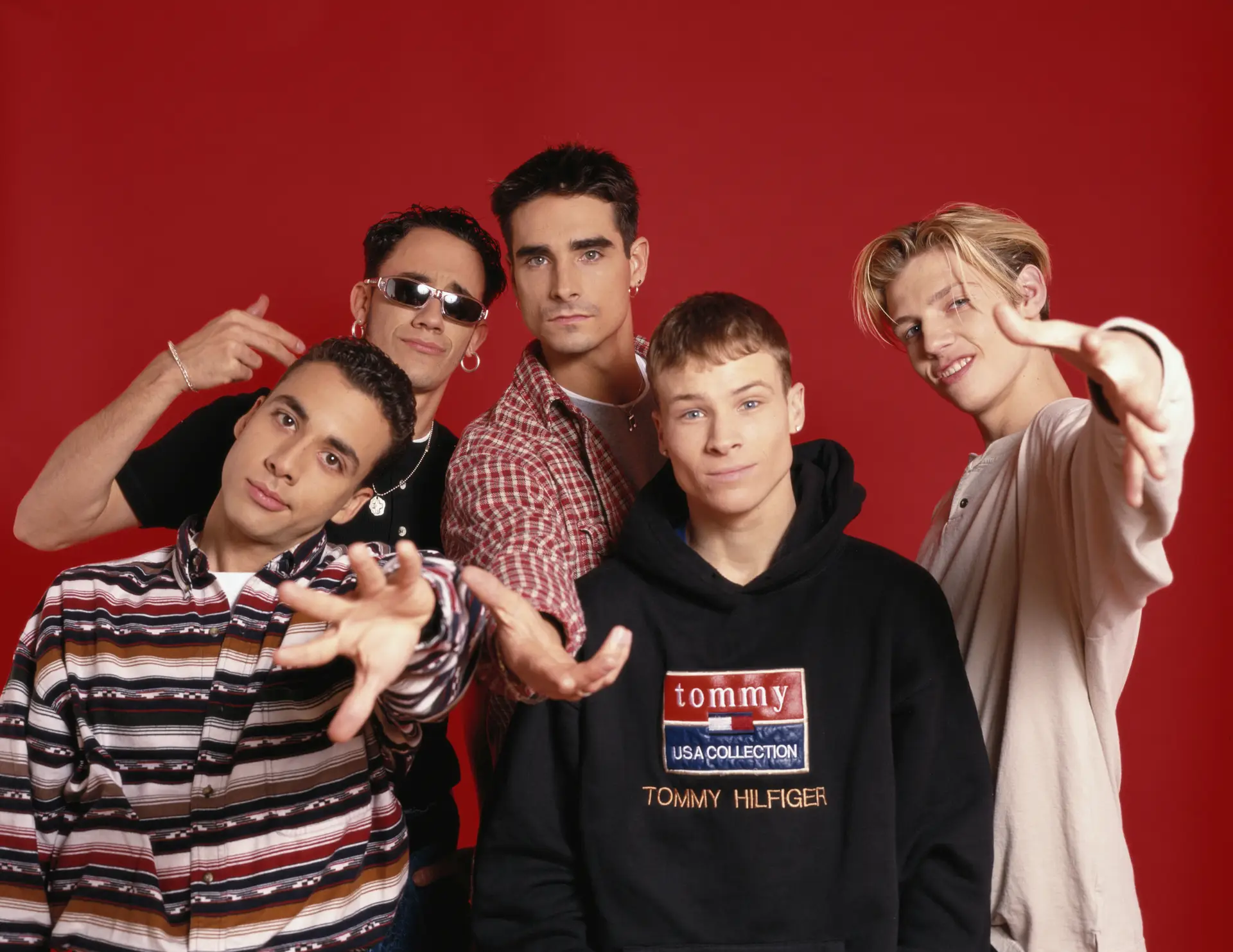 Os Backstreet Boys em 1995: Nick Carter à direita