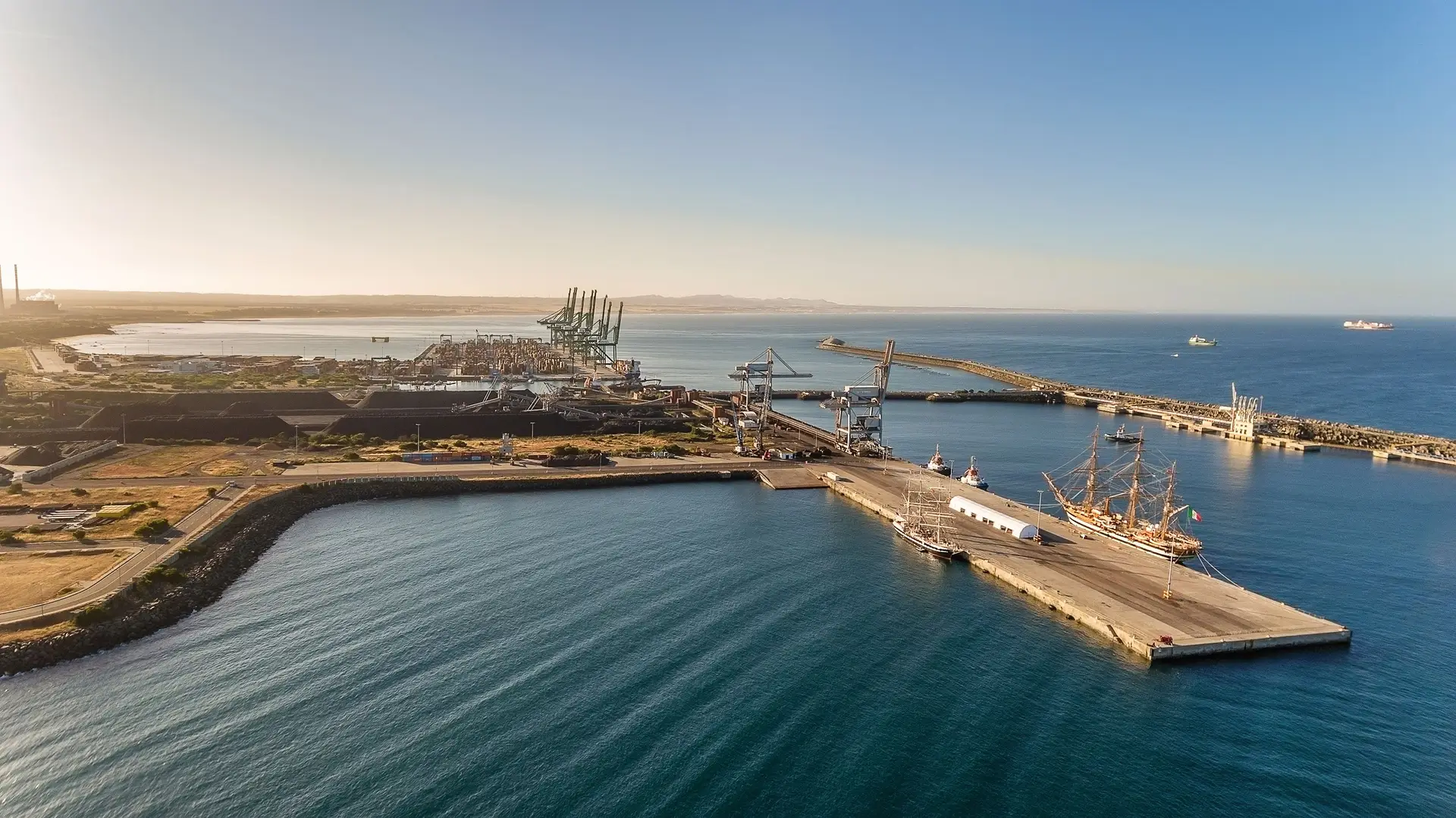 O porto de Sines, e toda a região envolvente, pode estar prestes a ganhar uma nova importância no mundo, se começar a receber o gás dos EUA para distribuir por toda a Europa