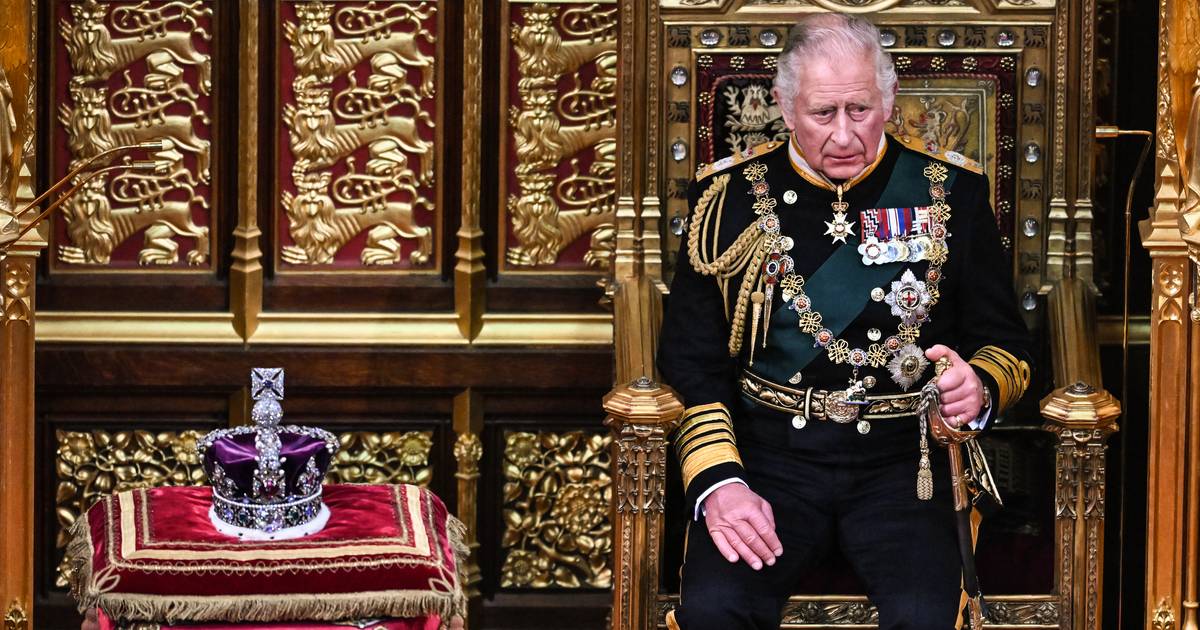 Os detalhes da coroação do Rei Carlos III: profissionais de Saúde e antigos militares vão ser convidados para as primeiras filas