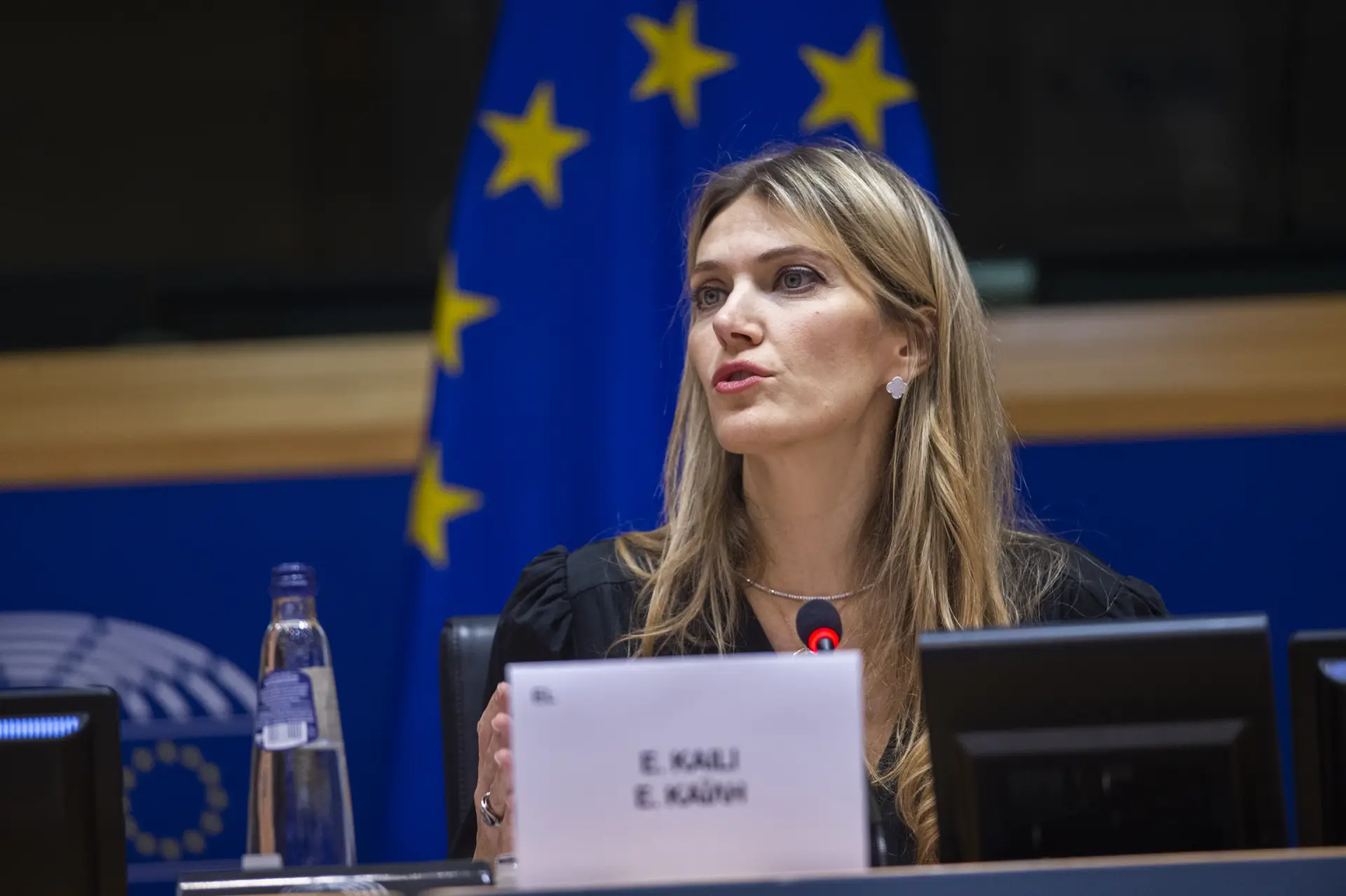 Eva Kaili numa sessão parlamentar em dezembro de 2022, dias antes de ser detida