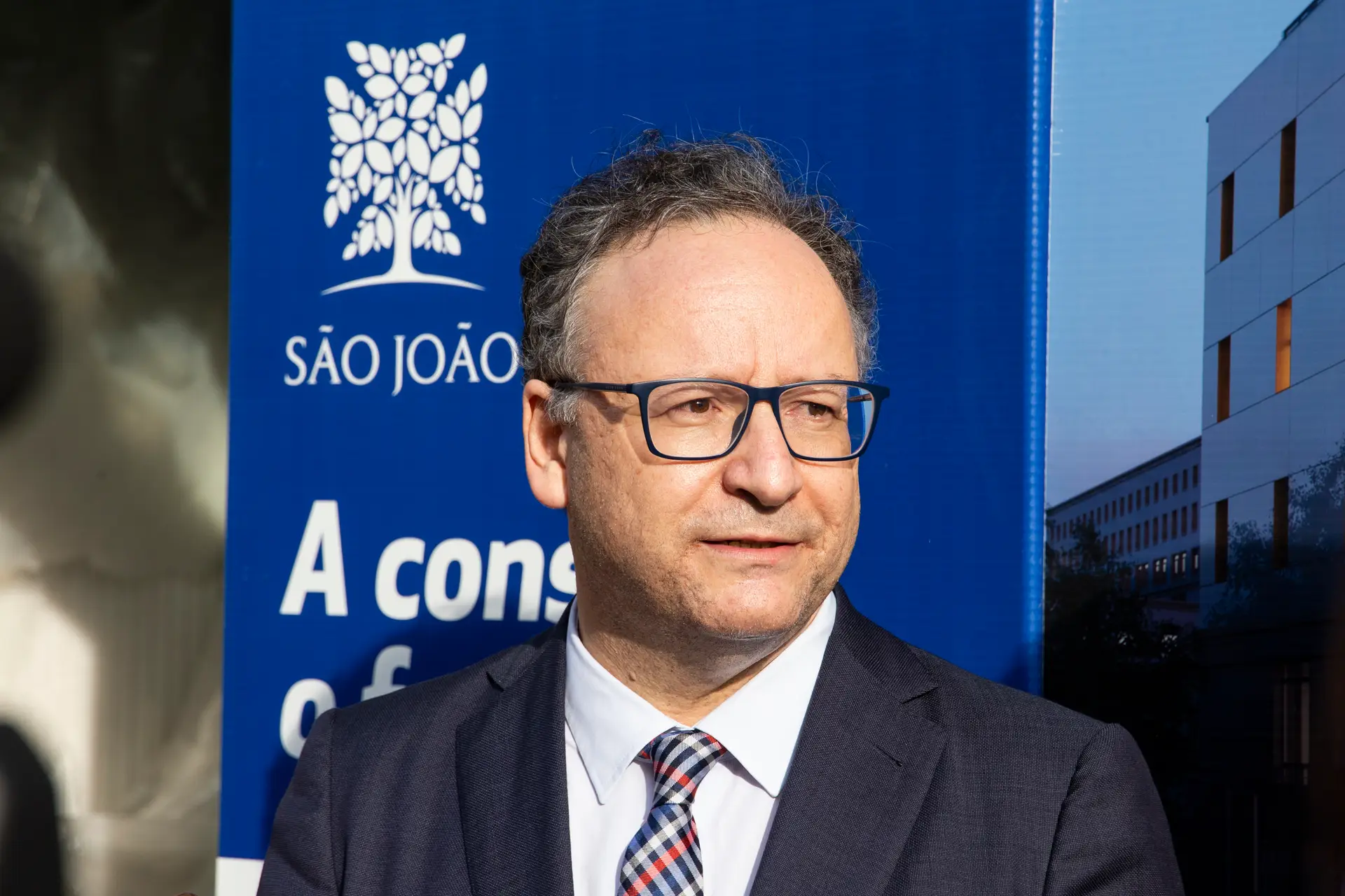 Francisco Assis, ex-eurodeputado do S&D diz-se "mesmo supreendido" com o caso da alegada rede montada no Parlamento Europeu para limpar a imagem do Catar