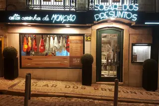 Fachada do Solar dos Presuntos