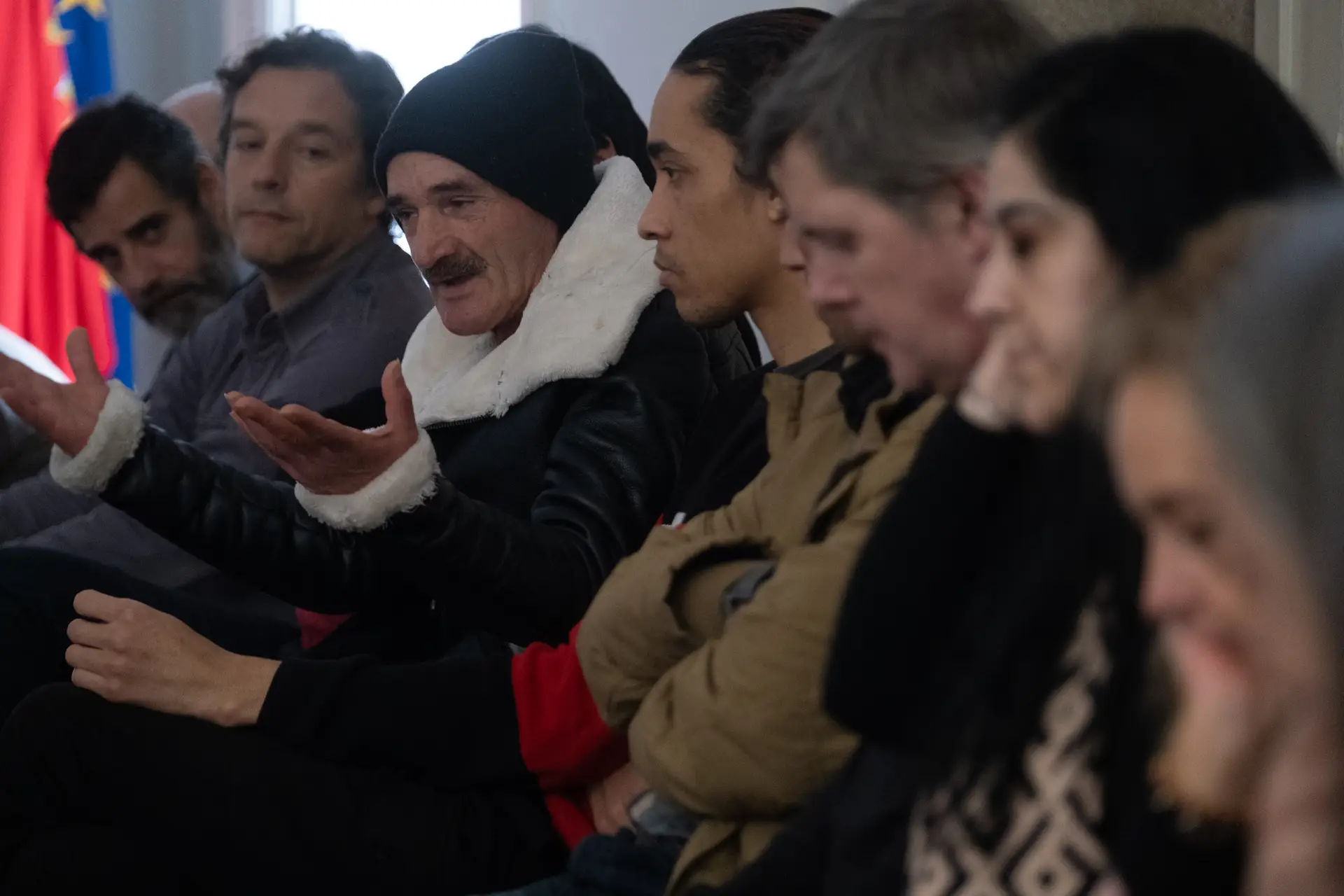 "Do Lado de Fora" é um grupo de teatro formado no Porto por cidadãos em situação de sem-abrigo ou exclusão