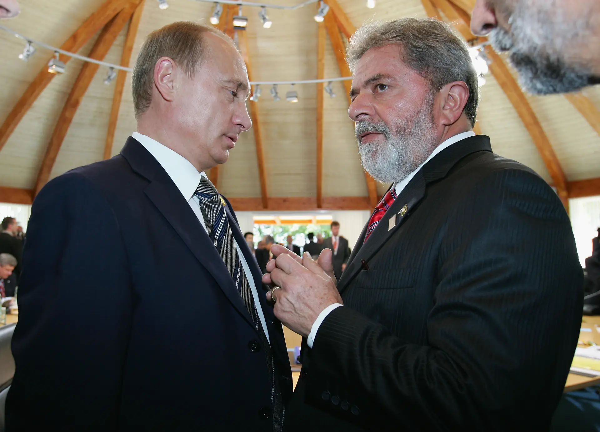 Vladimir Putin e Lula da Silva numa cimeira do então G8 na Alemanha, em 2007
