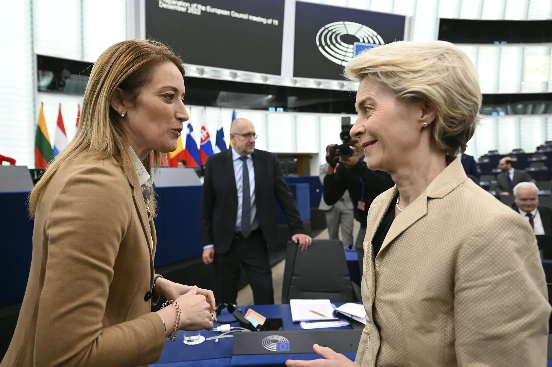 Roberta Metsola e Ursula von der Leyen
