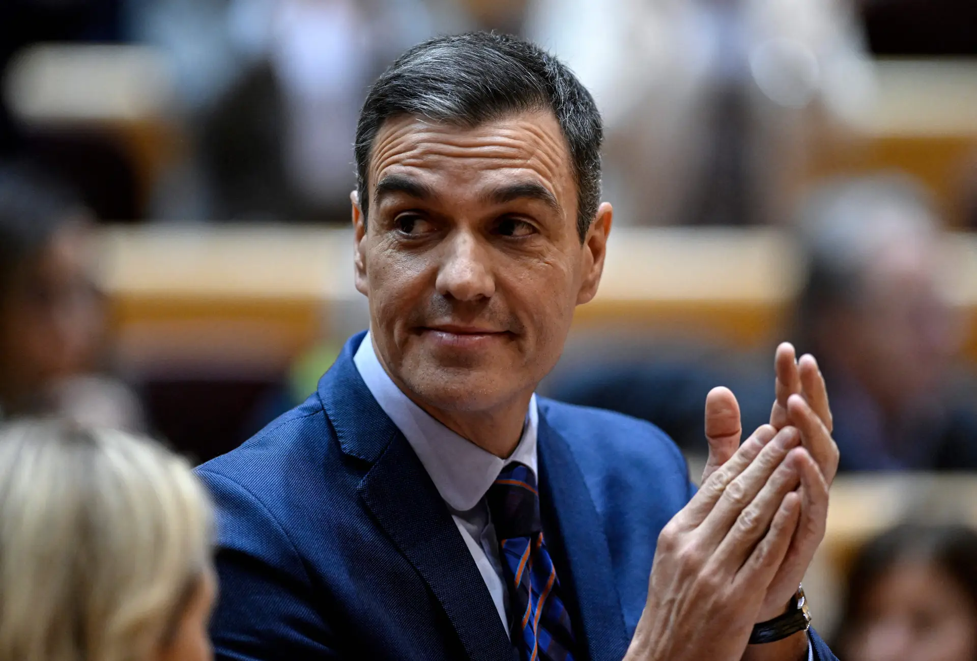 Parlamento espanhol rejeita moção de censura da extrema-direita a Sánchez