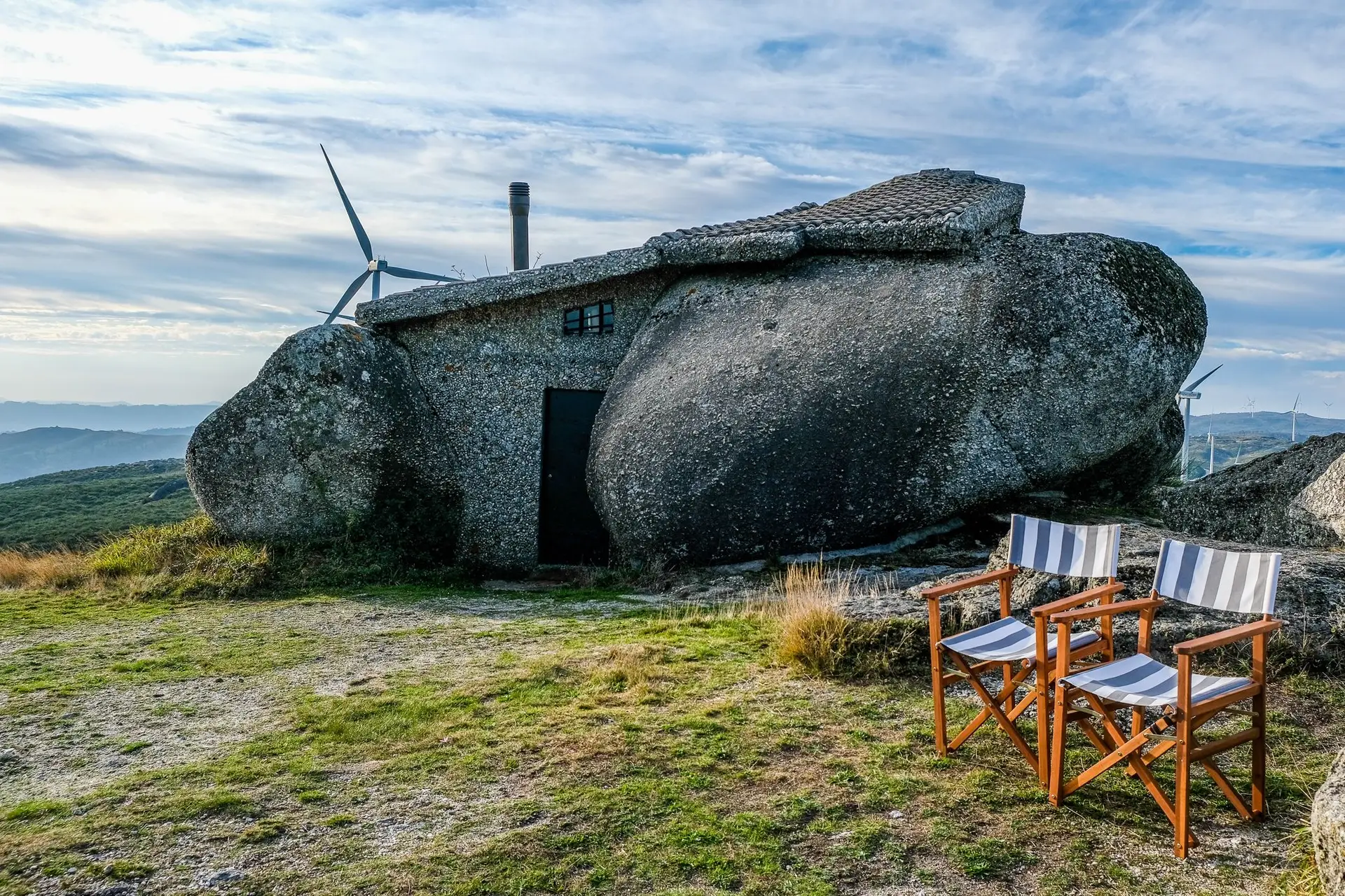 Casa do Penedo