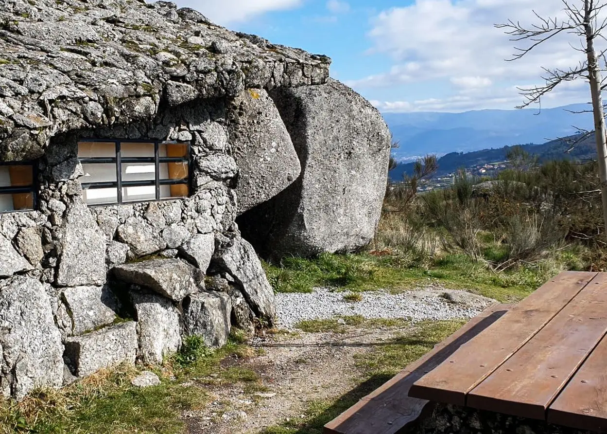 Casa do Forno, que dá apoio à casa principal