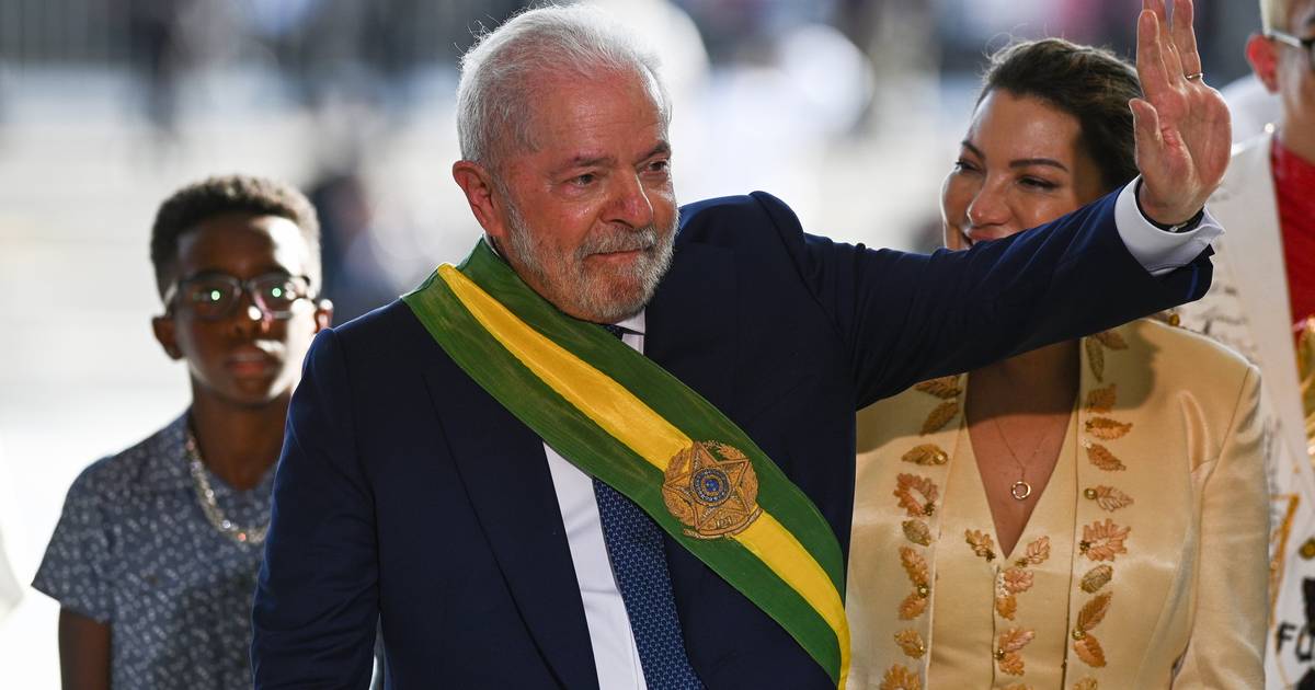 Lula da Silva e Gustavo Petro discutem um 
