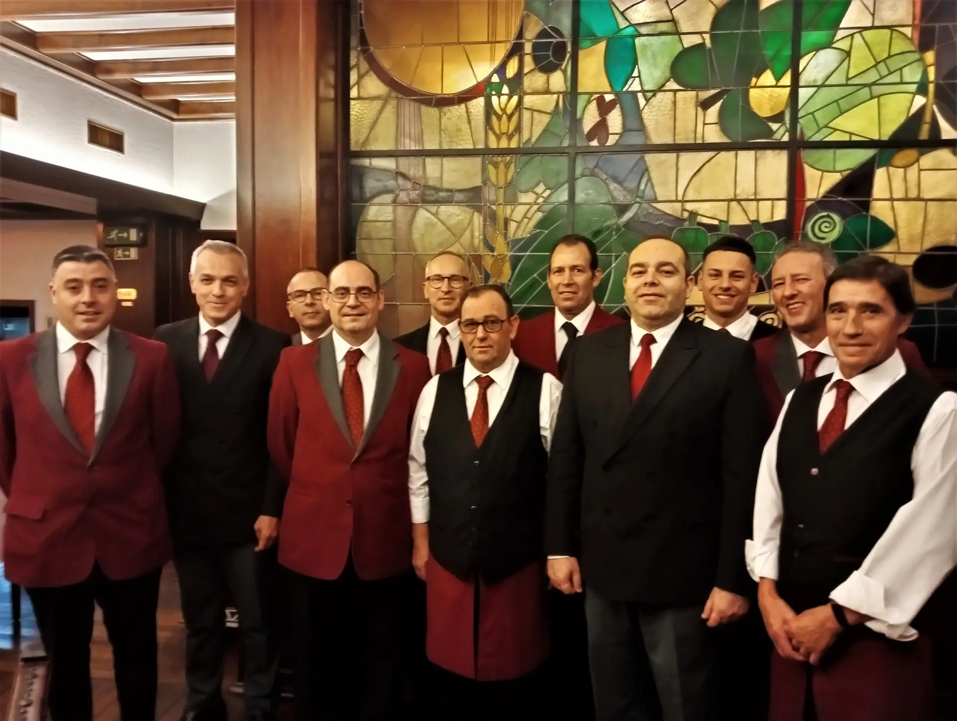 Funcionários do Gambrinus asseguram serviço de excelência