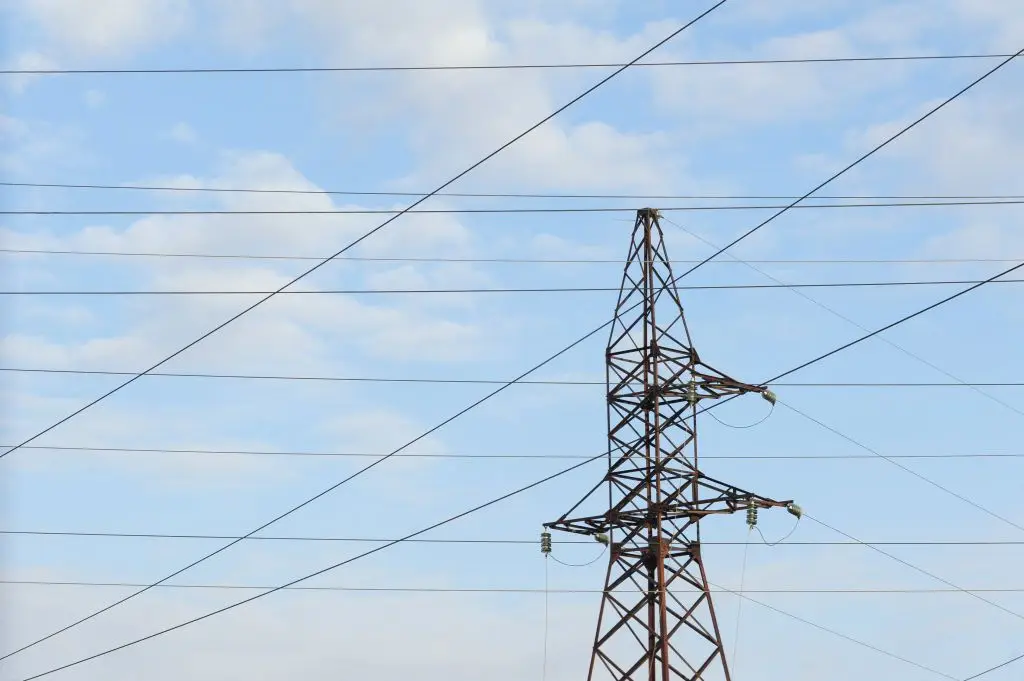 Поставка электроэнергии. Лэп воронеж. Леп убрать. Электроэнергия. Лэп 800 кв.