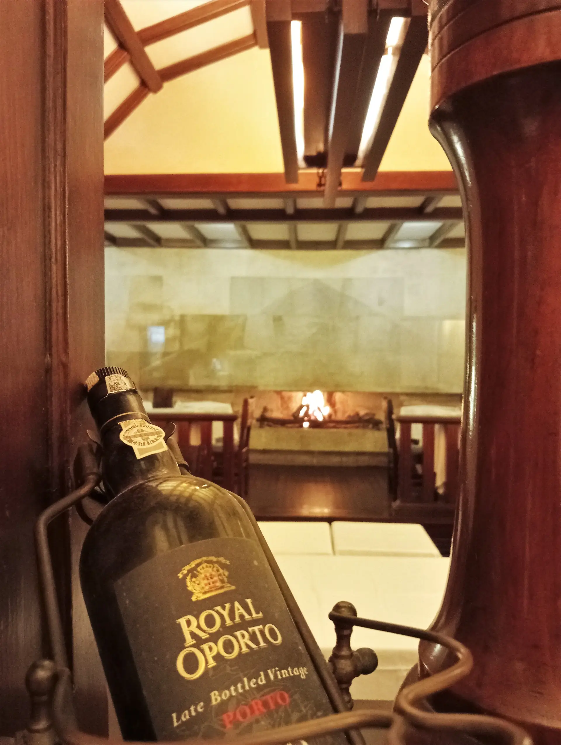 Vinhos e o aconchego da lareira