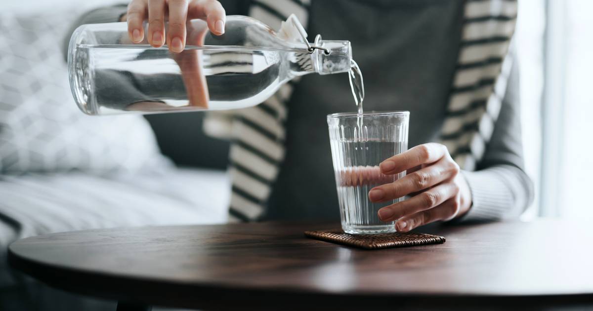 Hidratação pode retardar envelhecimento e prevenir doenças crónicas
