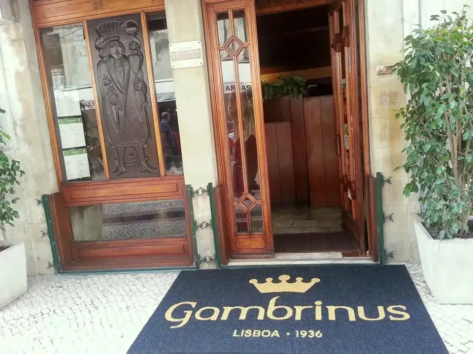 Fachada do restaurante Gambrinus, em Lisboa