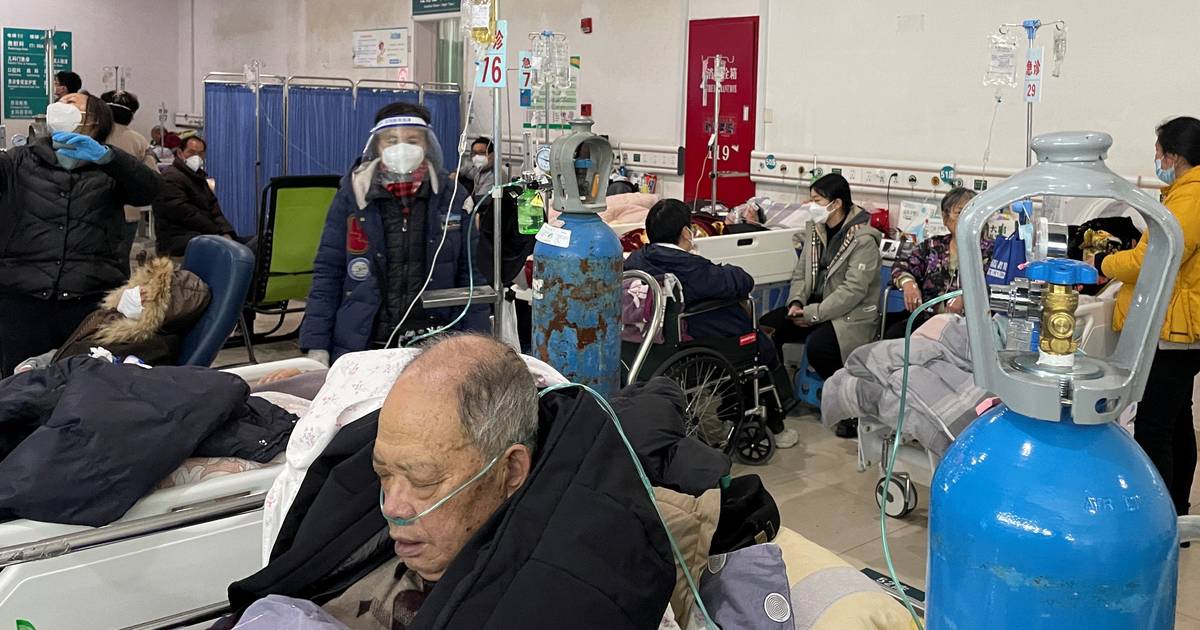 Hospitais chineses registaram 83 mil mortes desde o fim da política 'zero covid'