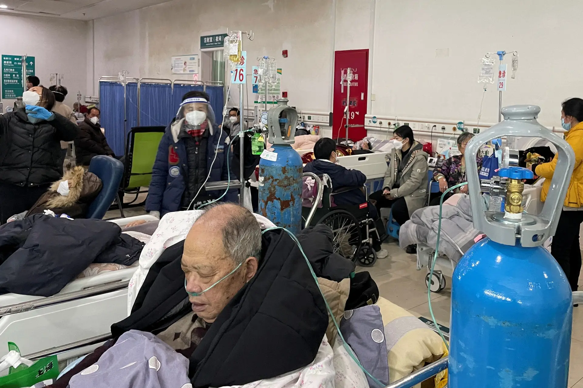 China: 40% da população foi infetada com covid-19 no último mês, segundo estimam epidemiologistas