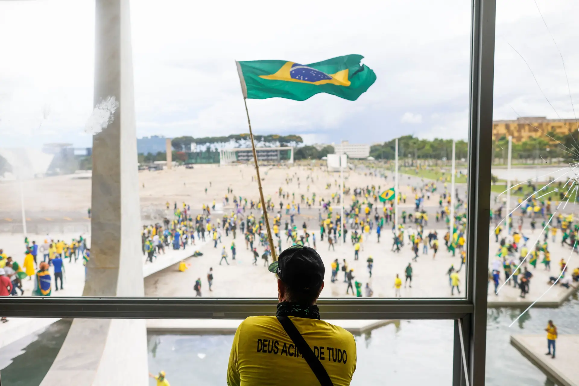 Tribunal brasileiro liberta 40 dos acusados de envolvimento na tentativa de golpe de Estado