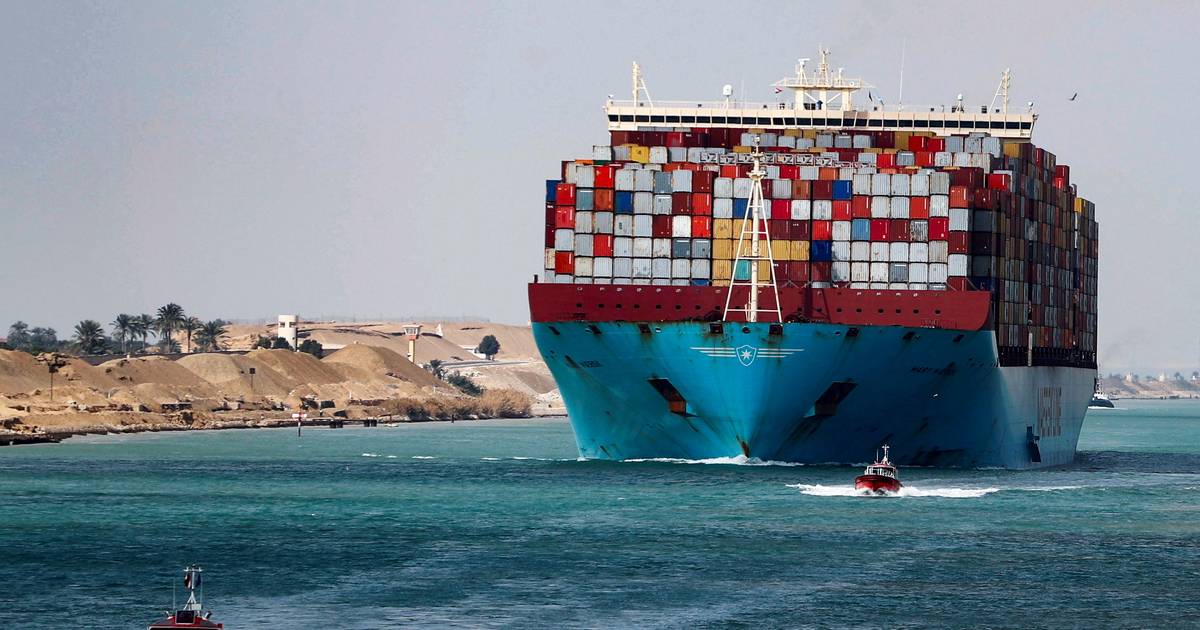 Hutis fizeram transporte marítimo cair mais de 50% na rota do Mar Vermelho, mas preço dos contentores já começou a descer