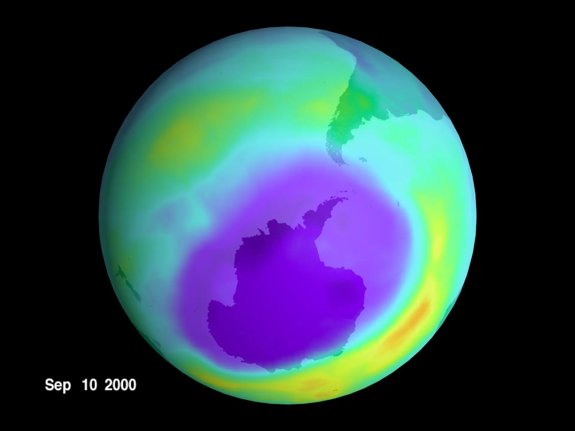 Buraco na camada de ozono detetado por cientistas da NATO em 2000