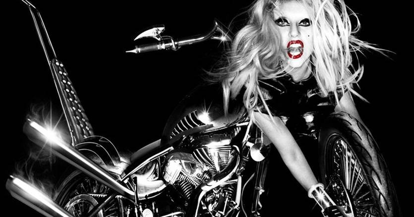 A série “Wednesday” e uma dança no TikTok levaram ‘Bloody Mary’, canção de 2011 de Lady Gaga, ao top norte-americano pela primeira vez