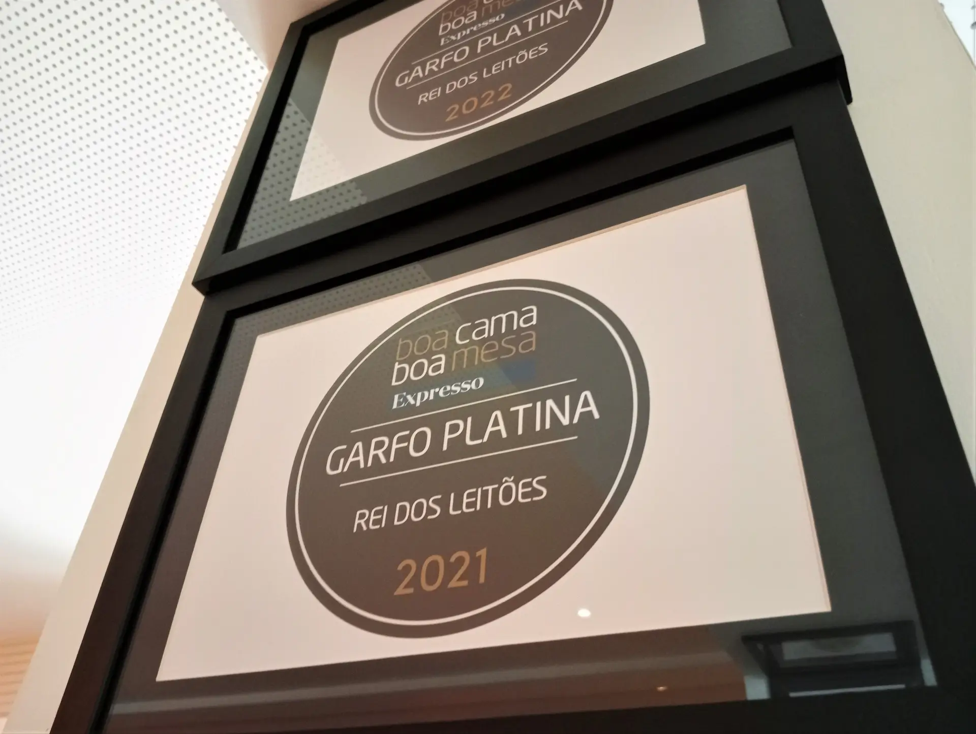 O Rei dos Leitões é Garfo de Platina nos guias Boa Cama Boa Mesa 2021 e 2022