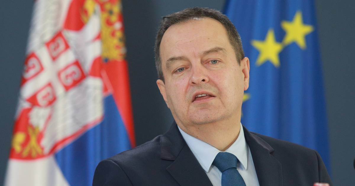 Sérvia assegura disponibilidade para diálogo com Kosovo mas sem reconhecer independência