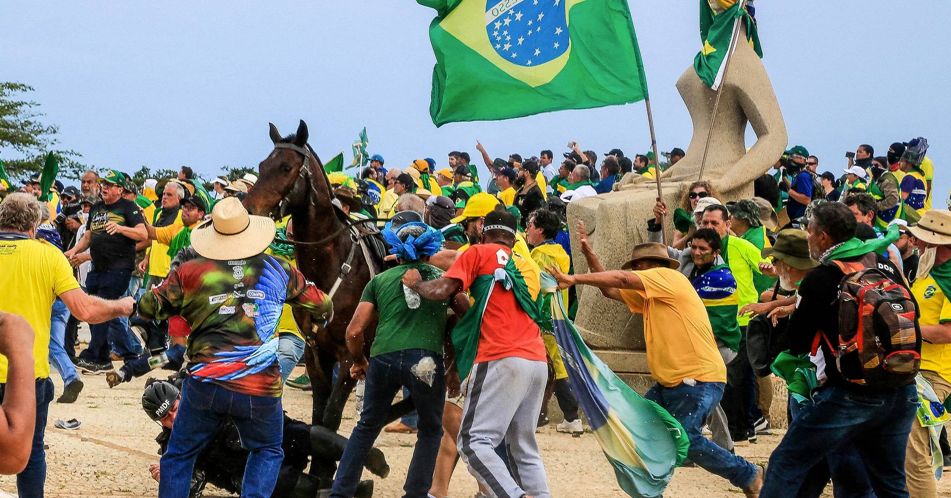 Cair do cavalo – Idioma Brasil – Português para estrangeiros