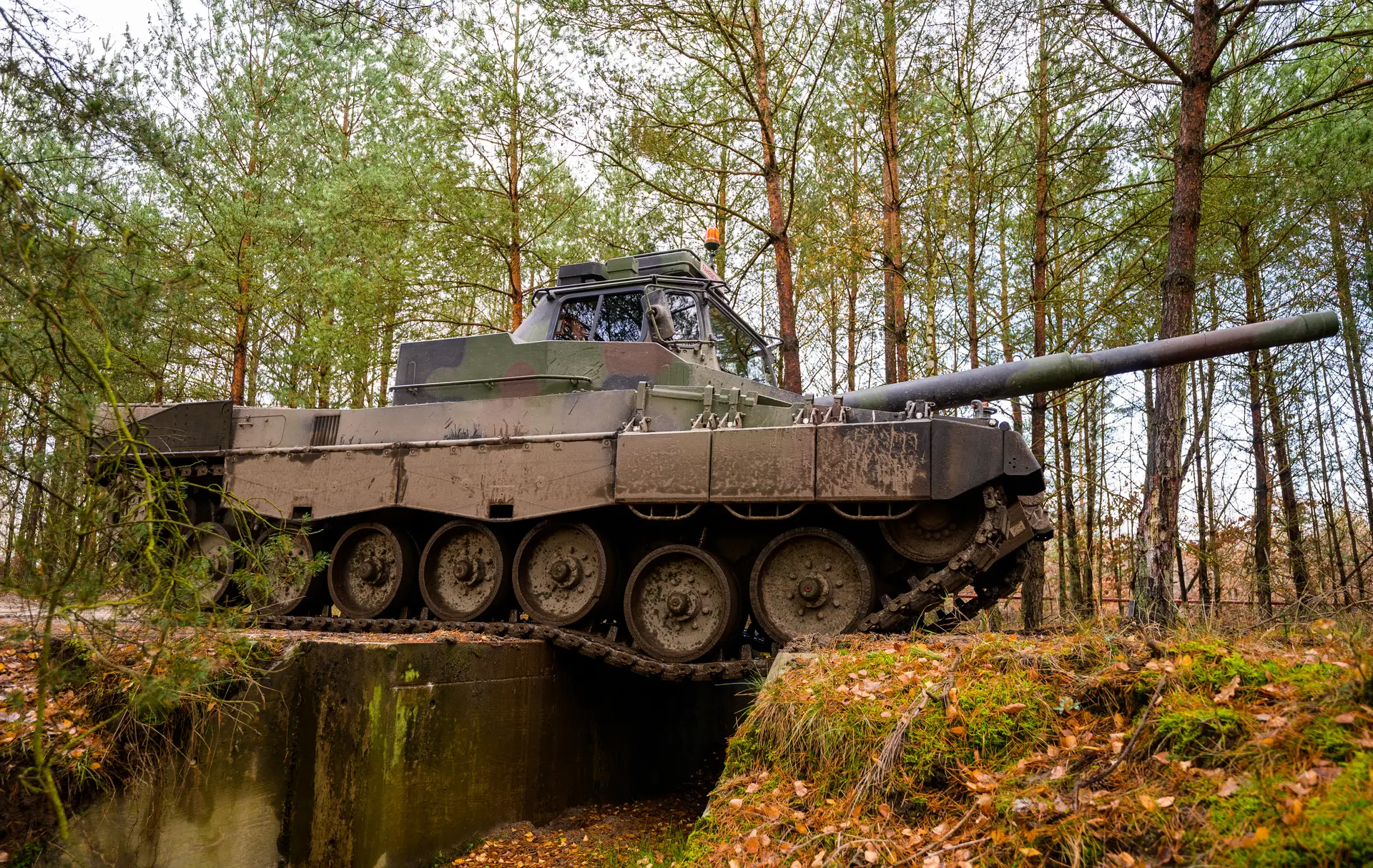 Tanque Leopard em manobras na Alemanha 