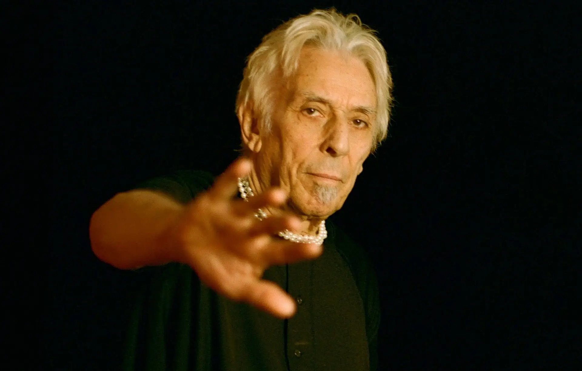 John Cale anuncia novo álbum e single: ouça 'How We See the Light ...