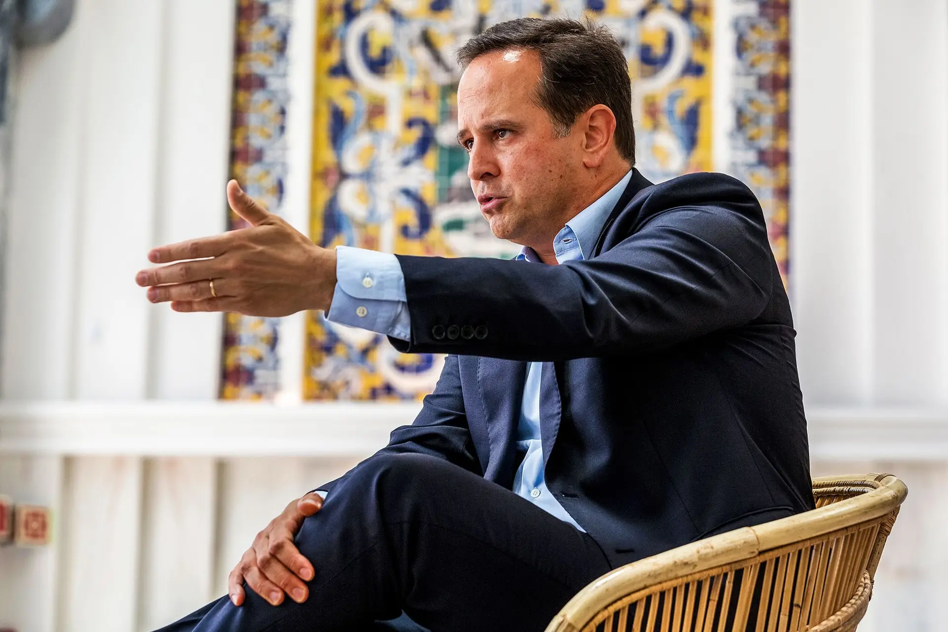 Medina diz que regresso do BCE à política monetária tradicional é um dos "maiores desafios" que Portugal enfrenta