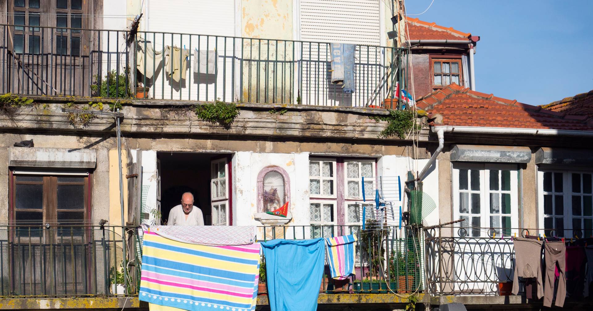 Habita o S 3 8 Do Dinheiro Do PRR Dirigido Ao 1 Direito Foi 