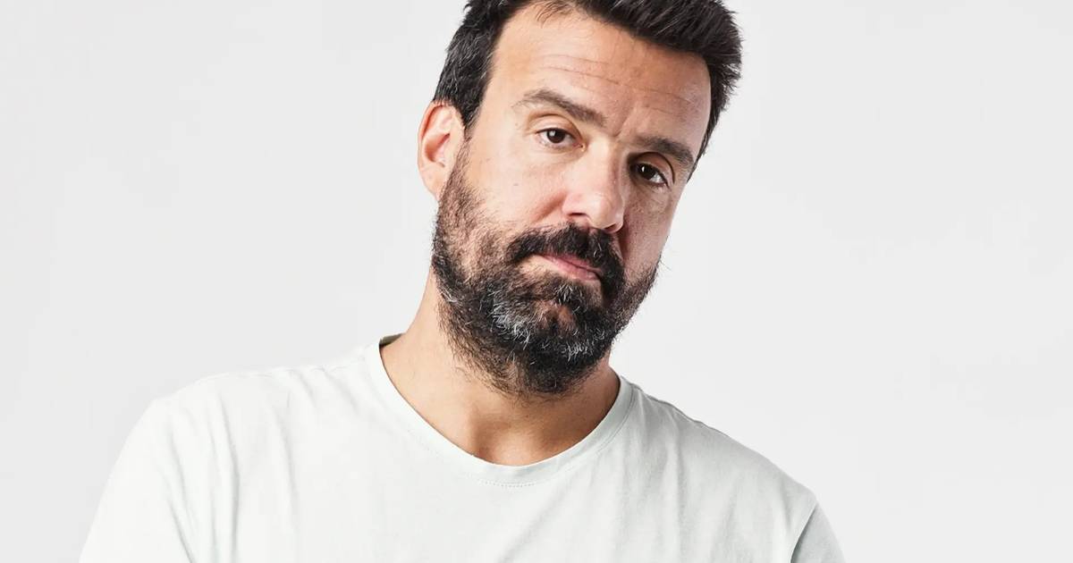 “Isto é real. O meu amigo João Só acaba de me conceder a honra de uma vida”: o disco-surpresa de homenagem a Miguel Araújo