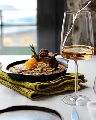 DeRaiz Restaurant