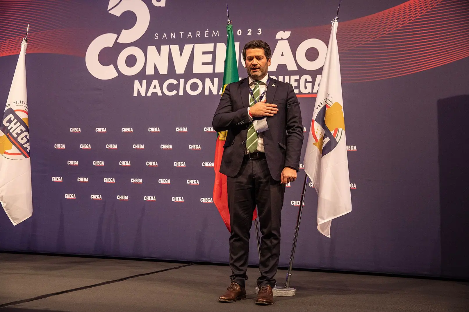 Venha a nós o vosso reino: “católicos, judeus, ‘árabes’ e evangélicos” são bem-vindos no Chega, mas católicos progressistas ficam à porta