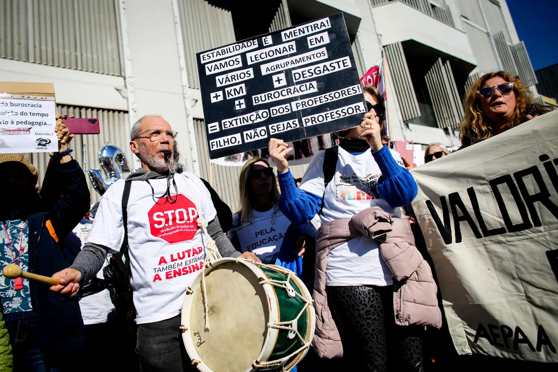 Professores em greve às provas de aferição a partir de hoje, sem serviços mínimos