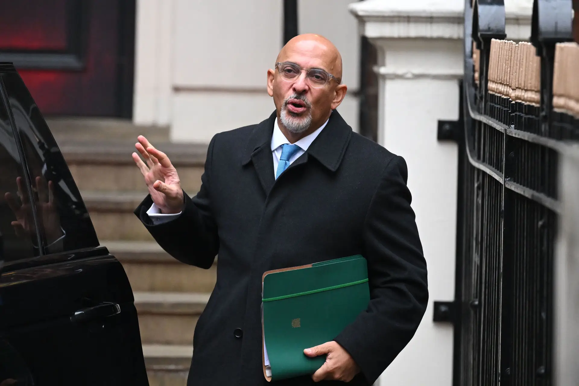 Nadhim Zahawi sobreviveu brevemente a três breves governos britânicos