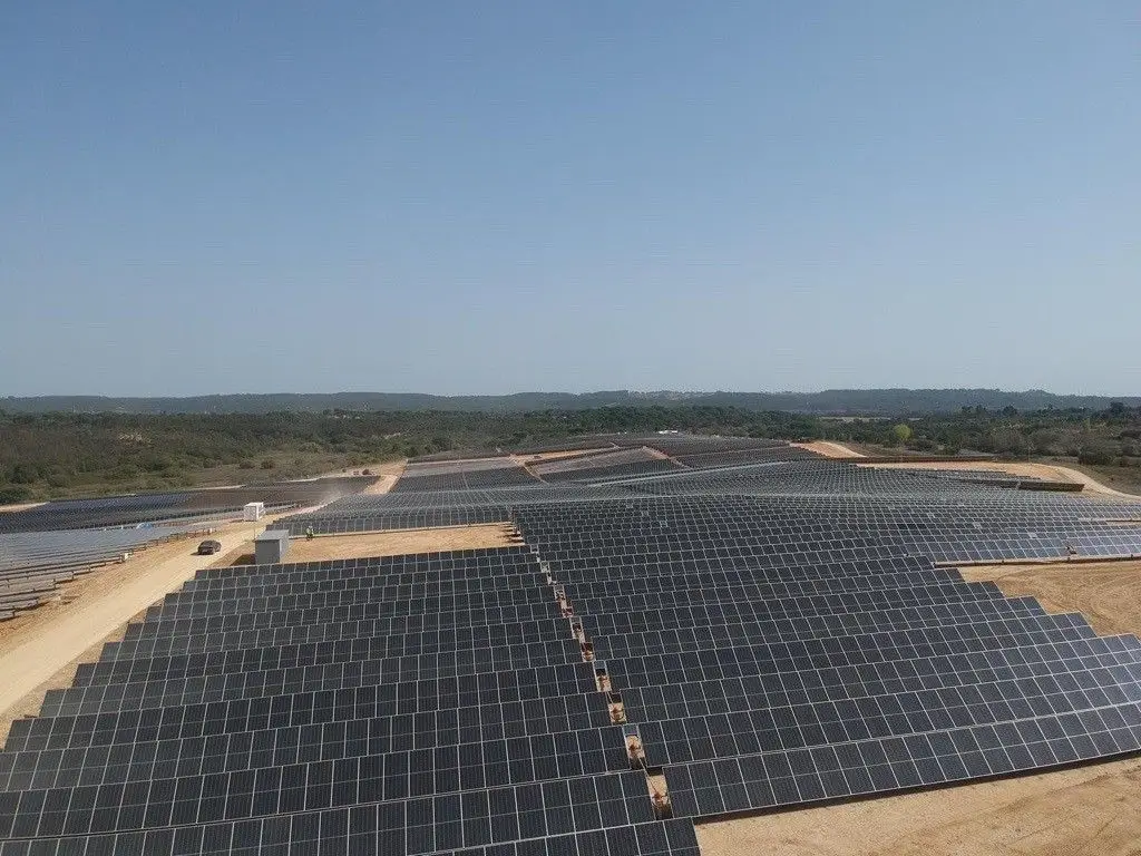 A central solar de Triana é o primeiro projeto da Eurowind a entrar em operação em Portugal.