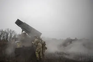 Guerra na Ucrânia "está a entrar numa fase nova e brutal": grande batalha nos próximos meses "será potencialmente muito destrutiva"