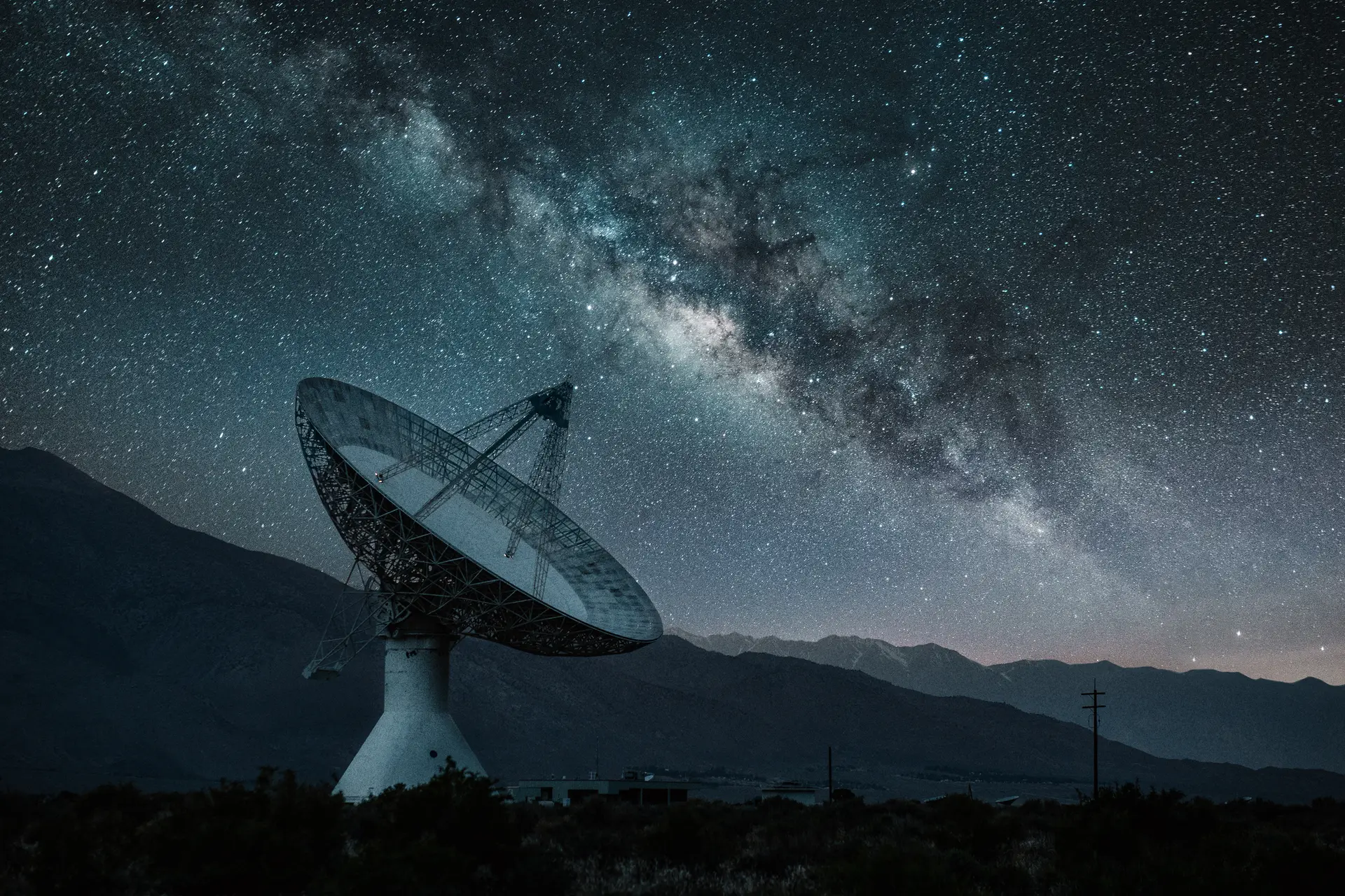 IA procurou transmissões de civilizações alienígenas: oito “promissores” sinais de rádio podem ser extraterrestres