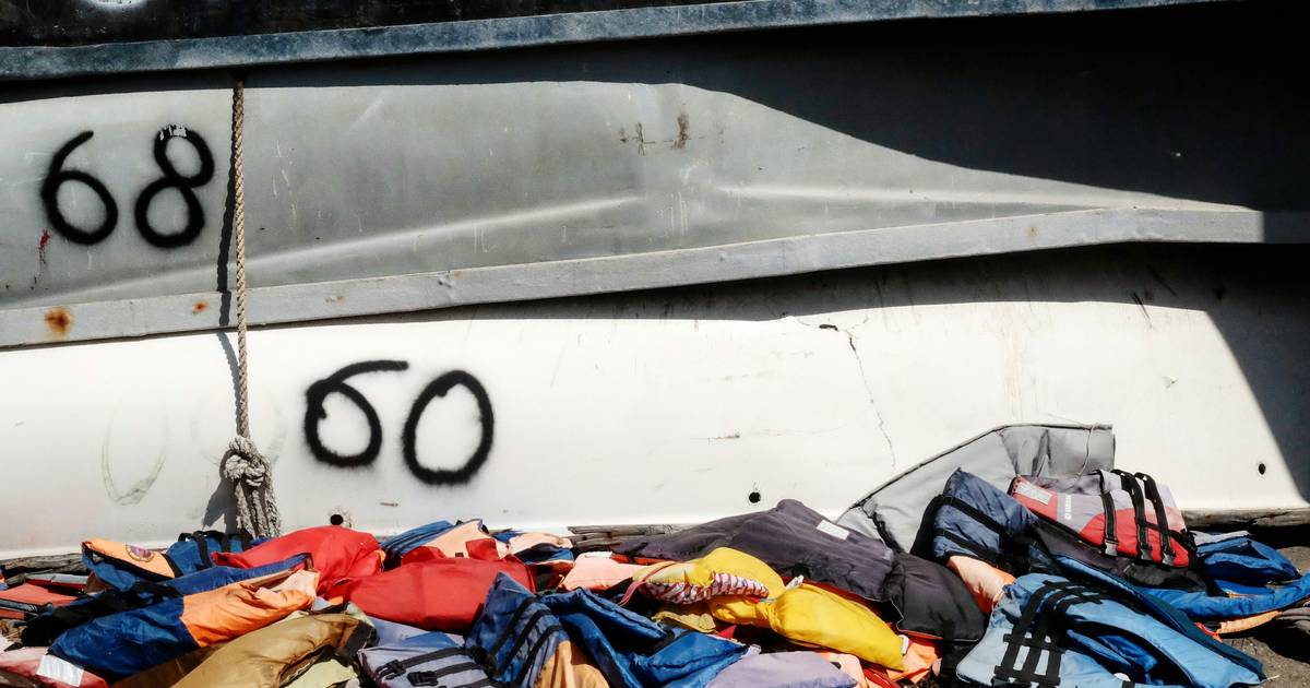 Sobe a 163 número de migrantes resgatados do mar na região das Canárias
