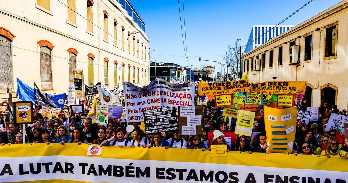 Greve de professores por distritos termina hoje em Lisboa
