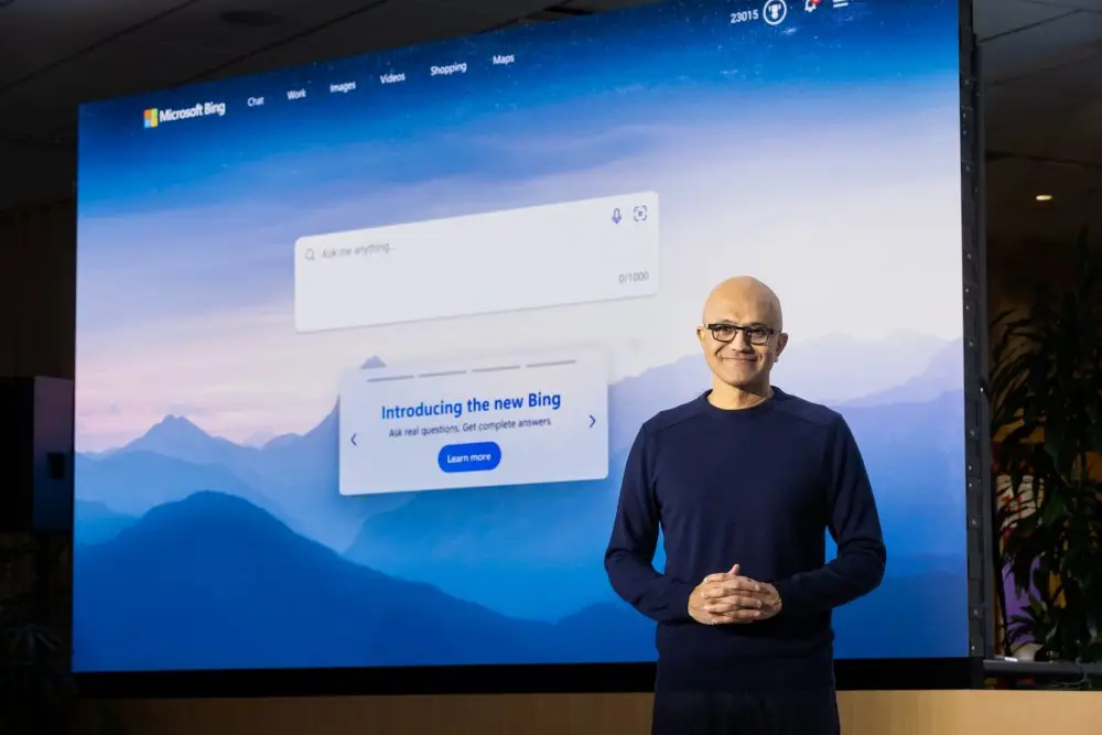 Satya Nadella, diretor executivo da Microsoft, durante o evento de apresentação do novo Bing  