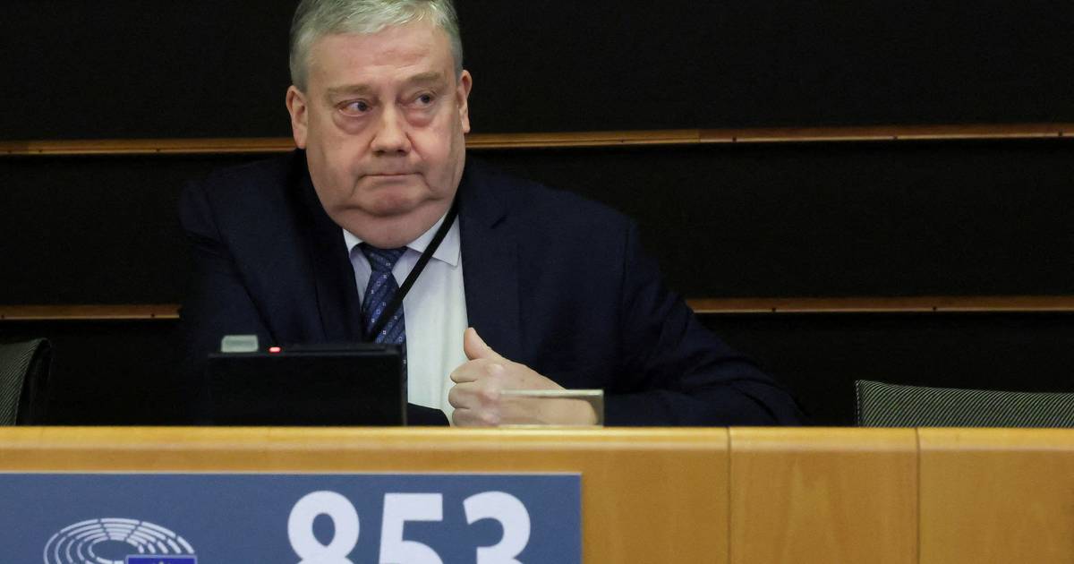 Catargate: Autoridades belgas detêm eurodeputado para interrogatório