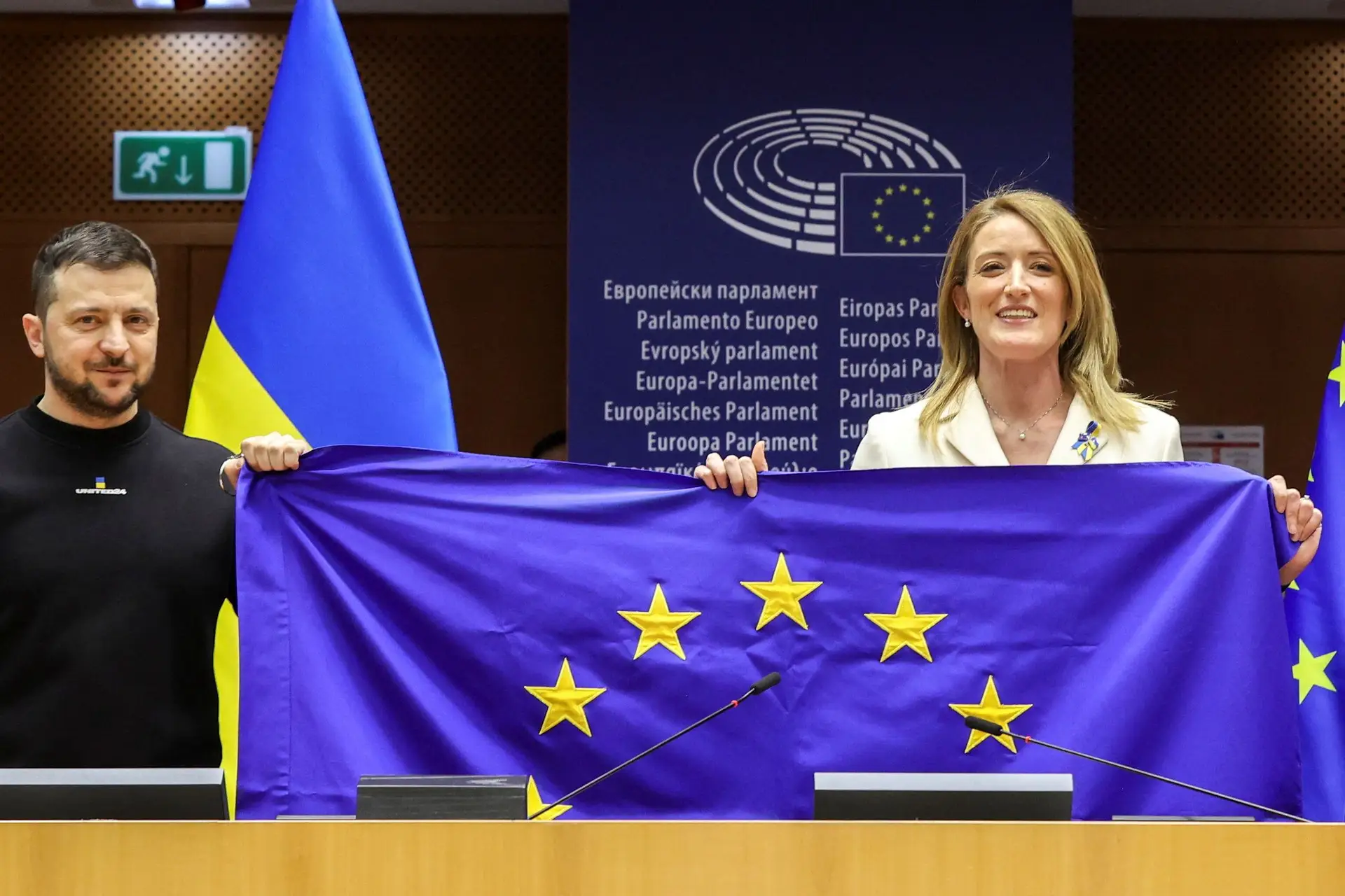 O Conselho Europeu de Zelenski: Apoio até à vitória, numa difícil gestão de expetativas