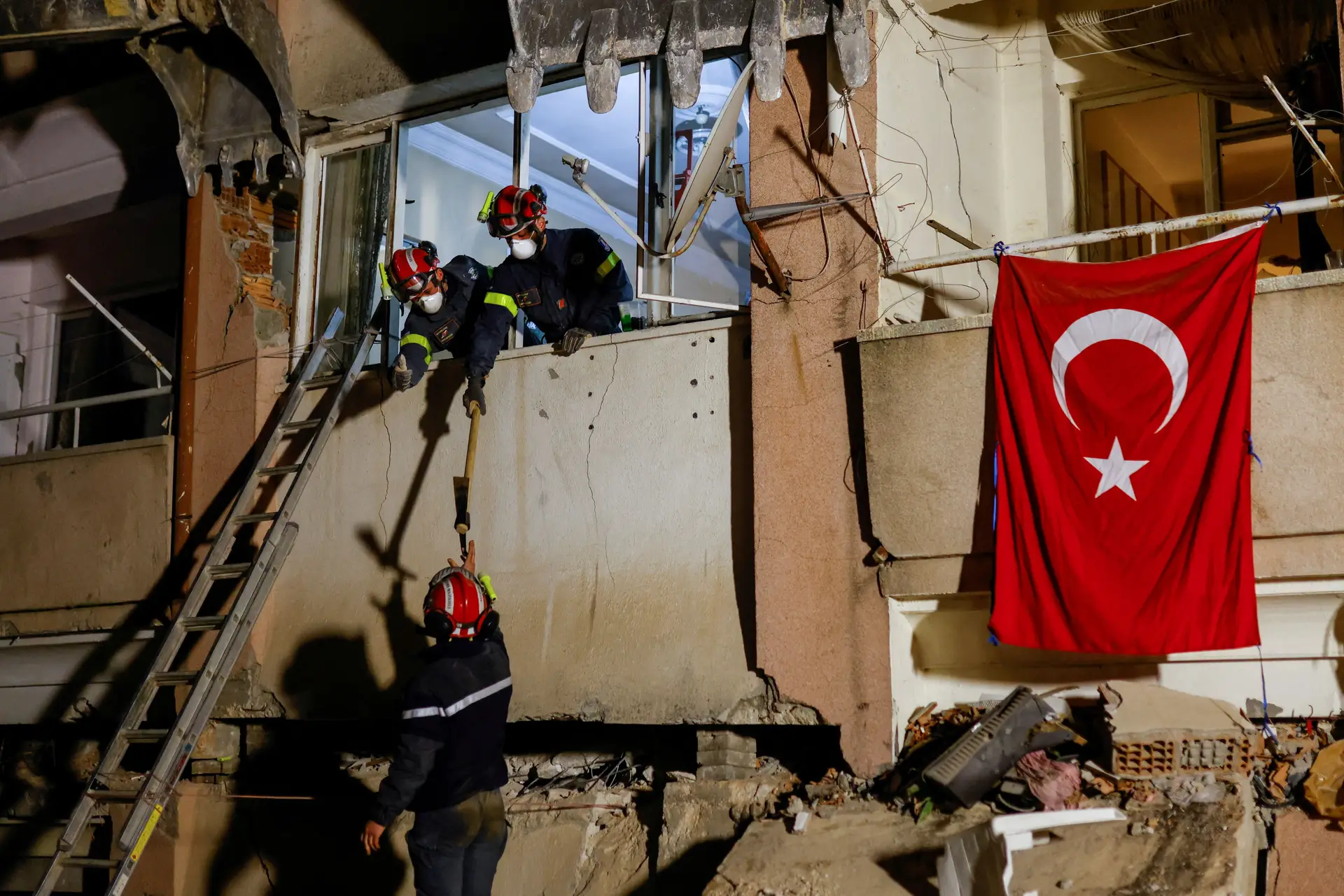 Sismo na Turquia e na Síria: novo balanço da OMS aponta para quase 41 mil mortes