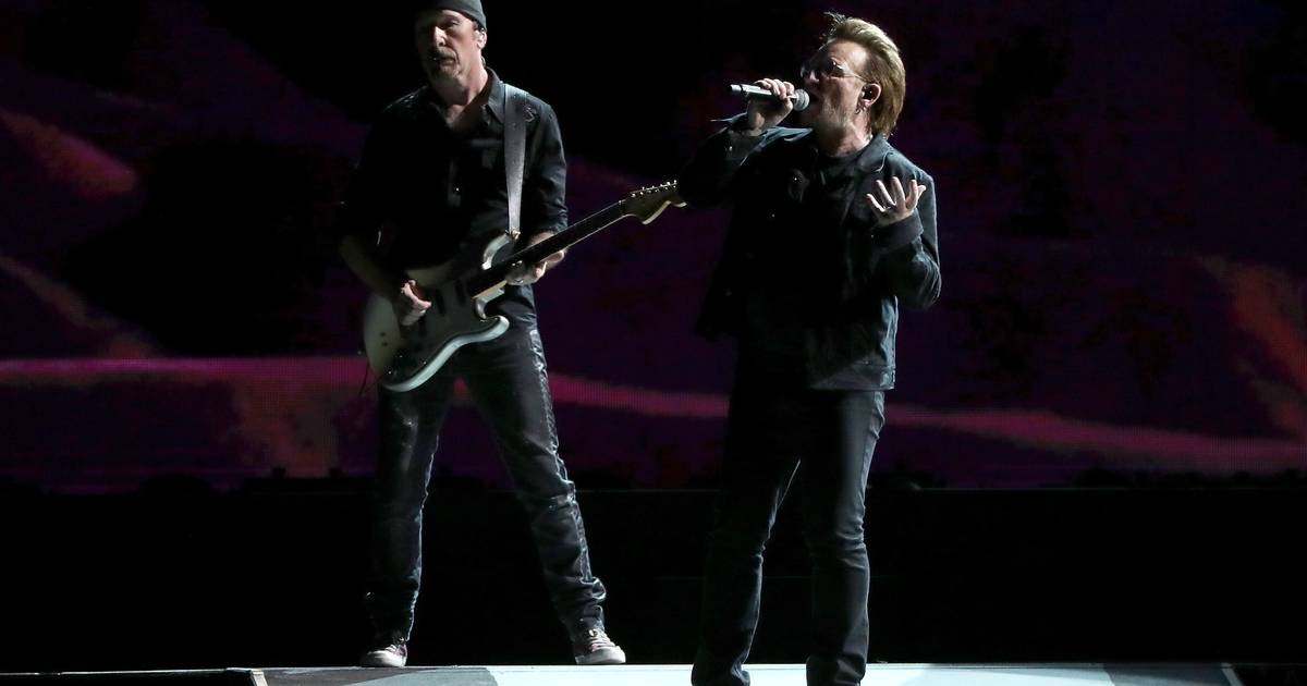 U2 homenageiam vítimas do festival de música israelita atacado pelo Hamas