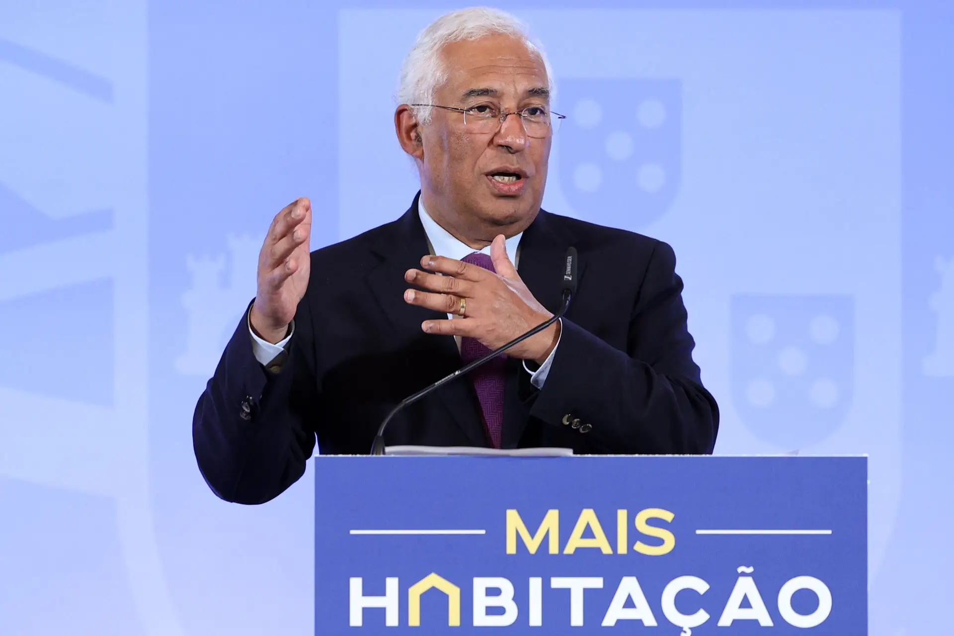 "Não é legítimo ter casas vazias", diz António Costa, sem esperar "milagre" da popularidade do Governo