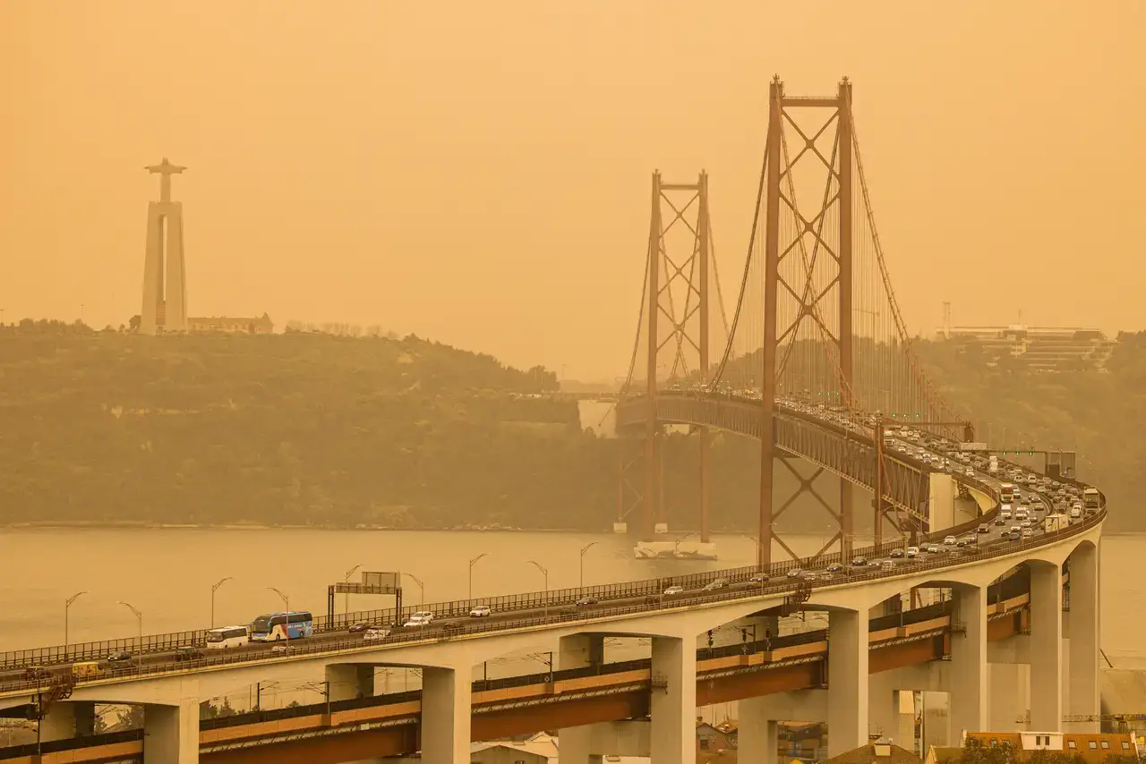 Poeiras do deserto em Portugal: qualidade do ar pode agravar-se no domingo